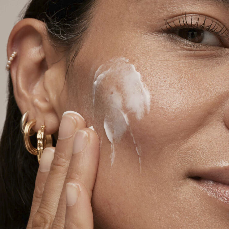 Bio-Active Ceramide Repairing and Plumping Moisturizer