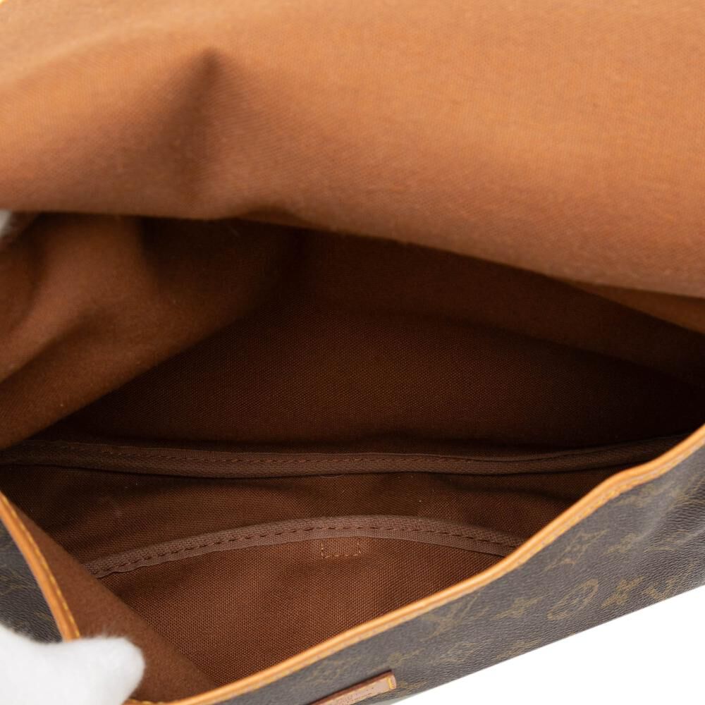 Louis Vuitton Saumur