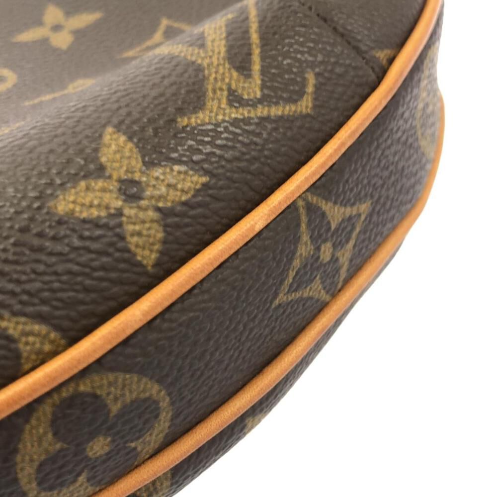 Louis Vuitton Croissant