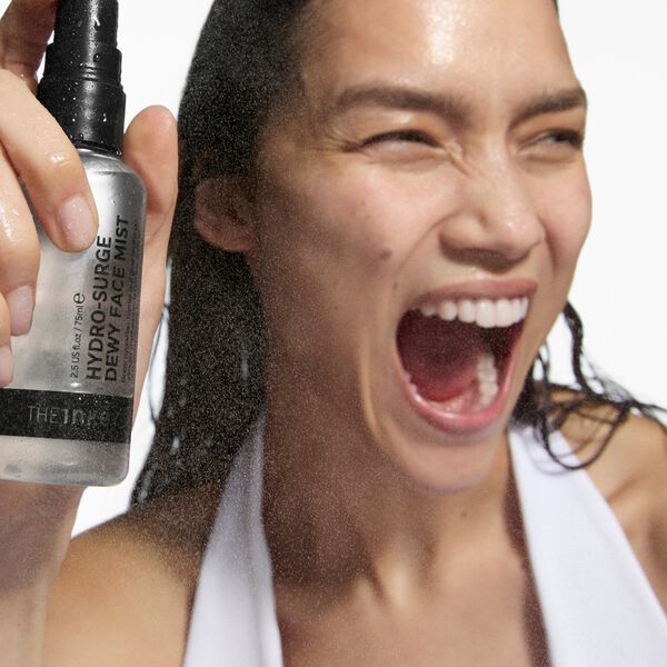 Hydro-Surge Dewy Face Mist - Ansiktsmist med lyster