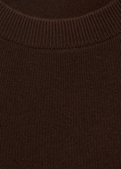 Short-sleeved fine-knit sweater