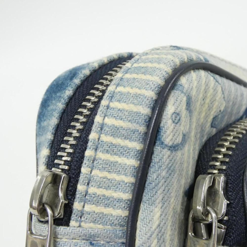 Louis Vuitton Shoulder Bags