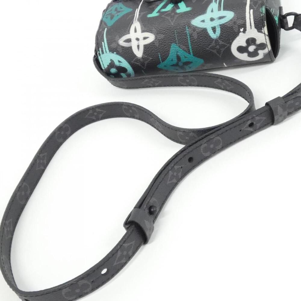 Louis Vuitton Shoulder Bags