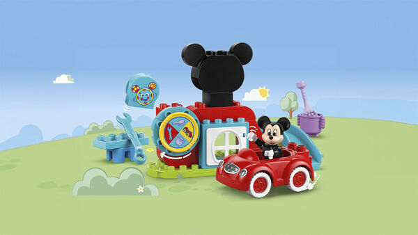 Mickeys klubhus og bil 10454