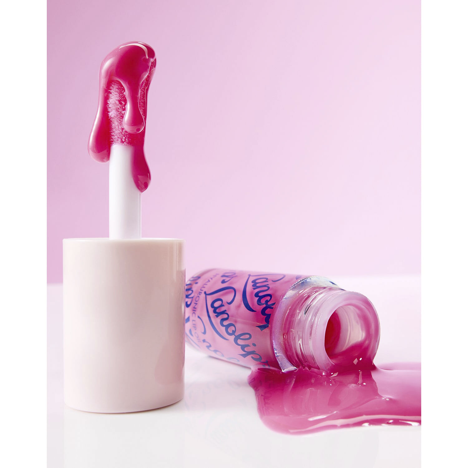 L&auml;ppolja med hallon - L&auml;ppolja med hyaluronsyra och lanolin