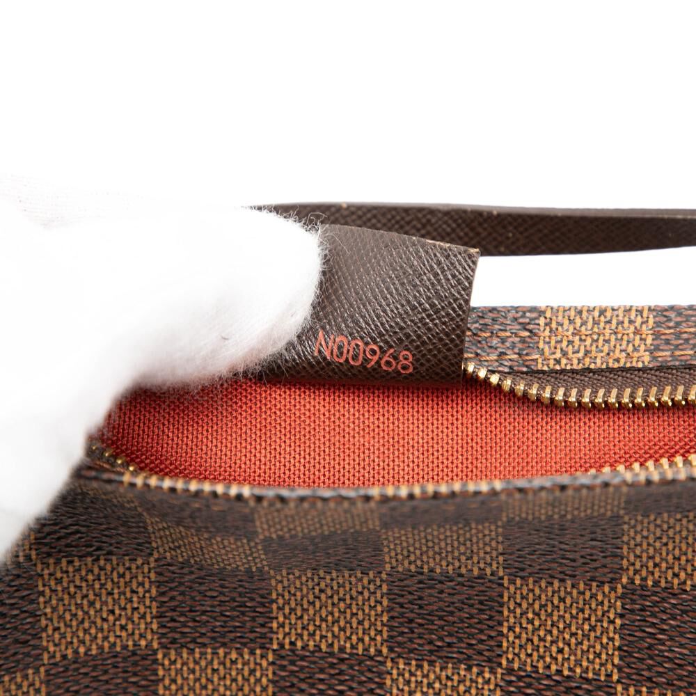 Louis Vuitton Trousse Toilette