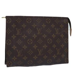 Louis Vuitton Poche Toilette