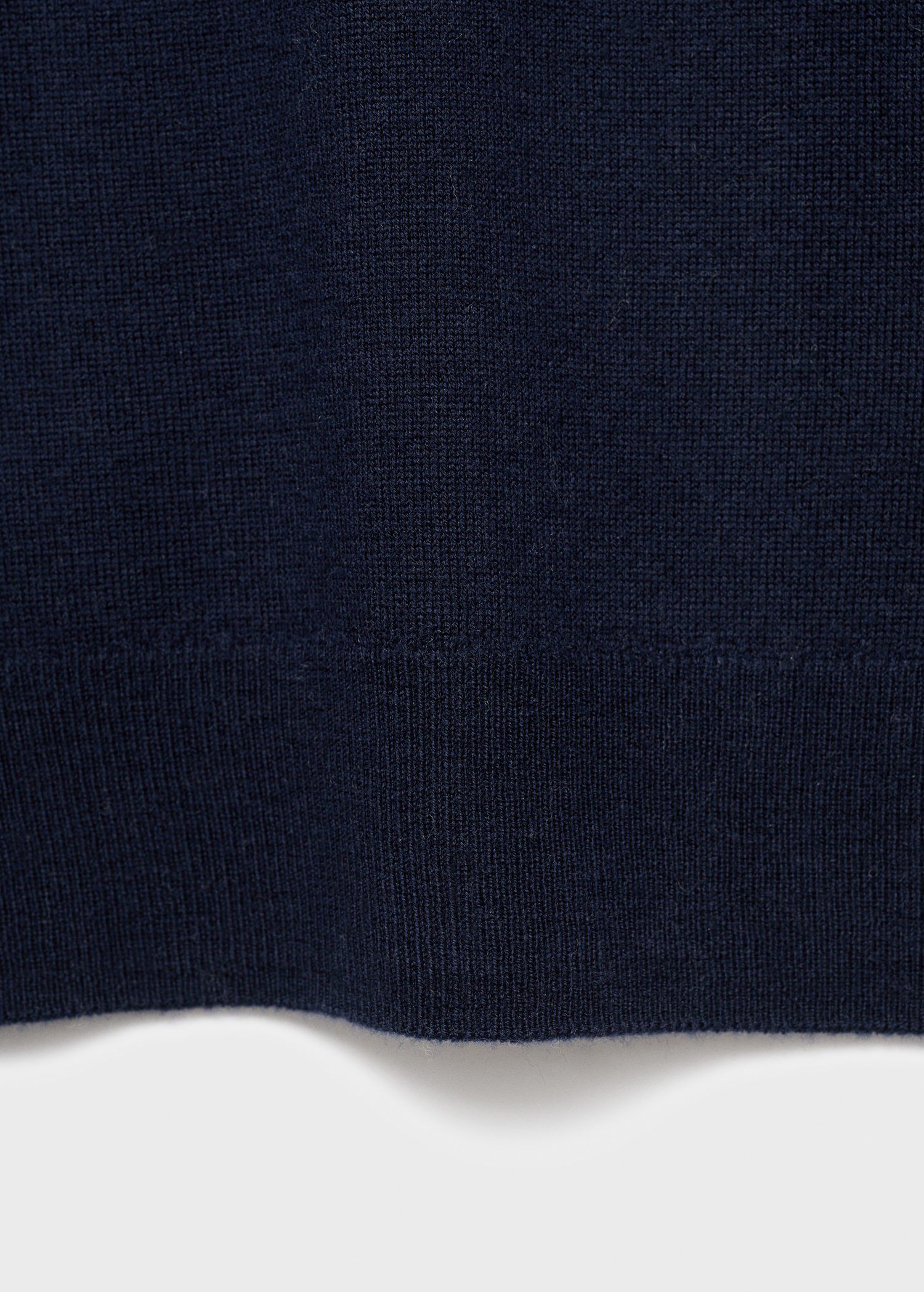 100% wool fine-knit sweater