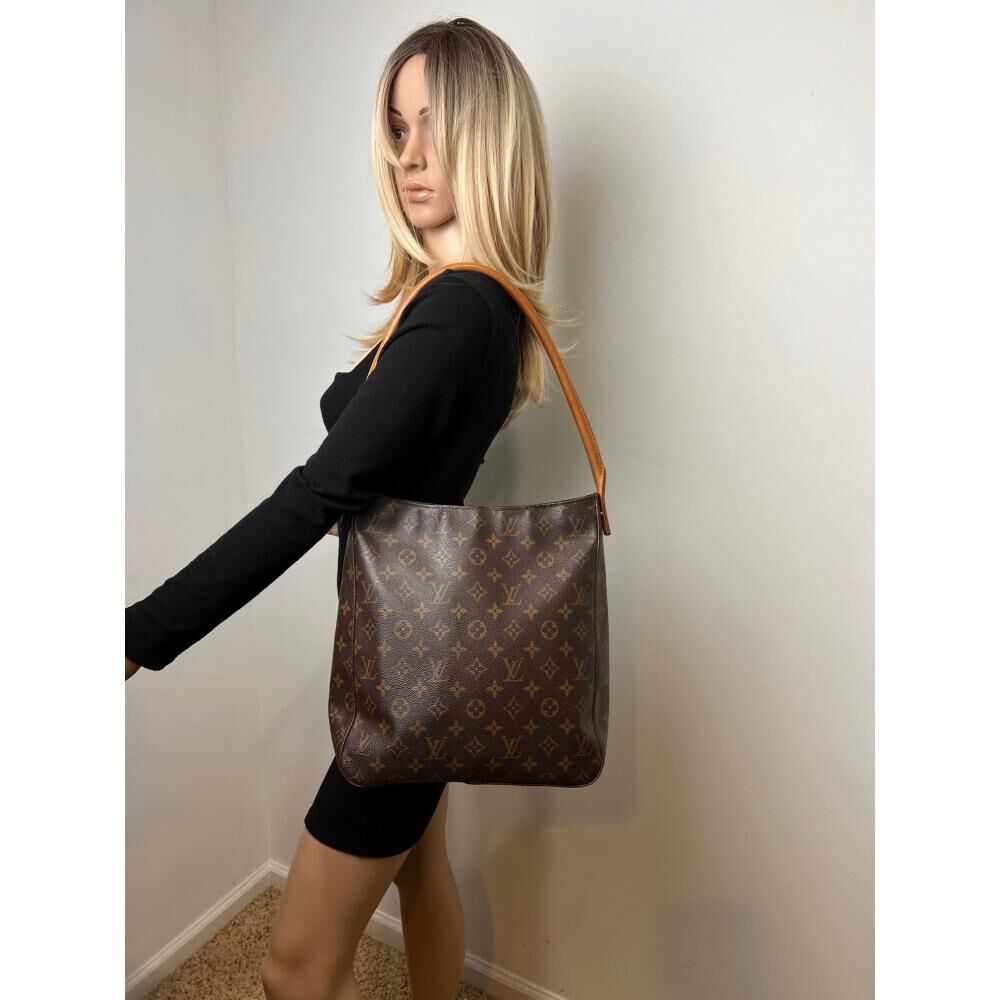 Louis Vuitton Shoulder Bags