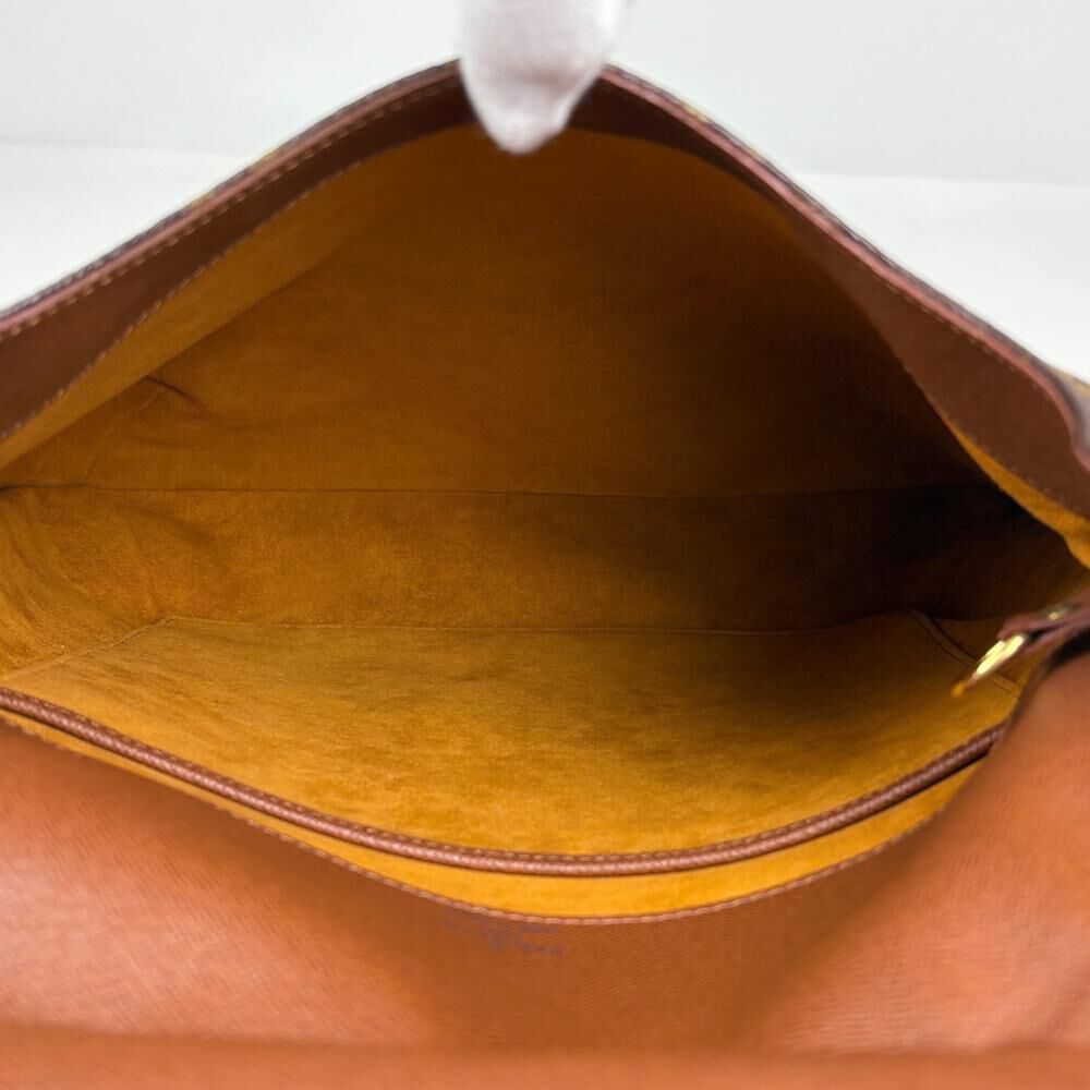 Louis Vuitton Musette Salsa