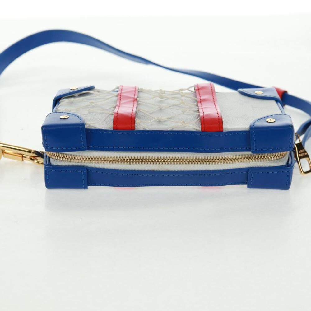 Louis Vuitton Shoulder Bags
