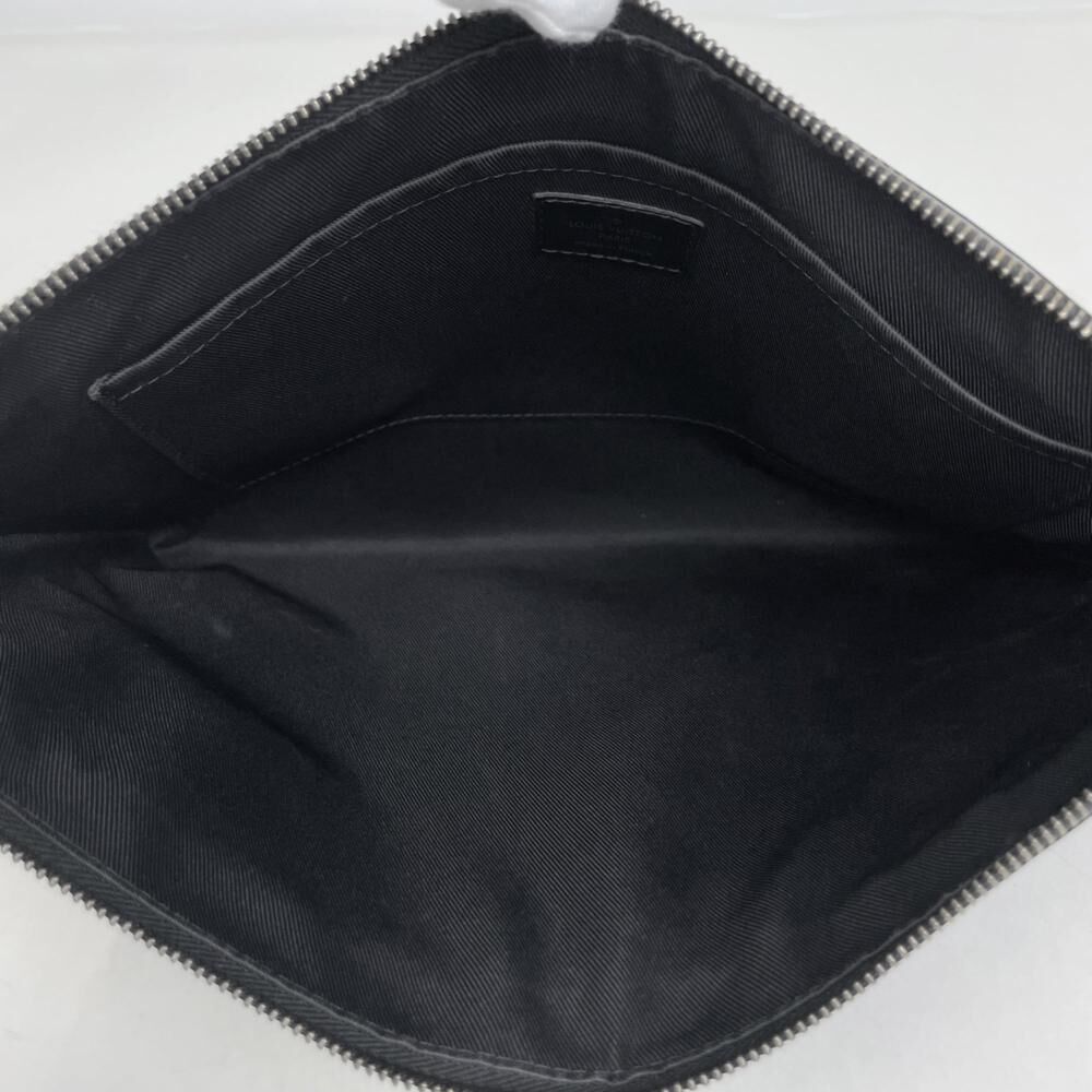 Louis Vuitton Clutch