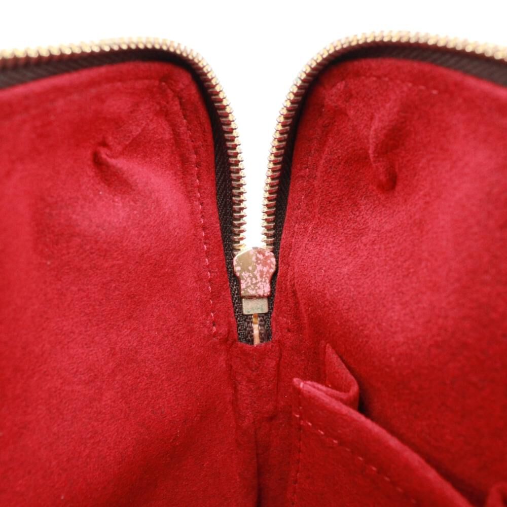 Louis Vuitton Coussin