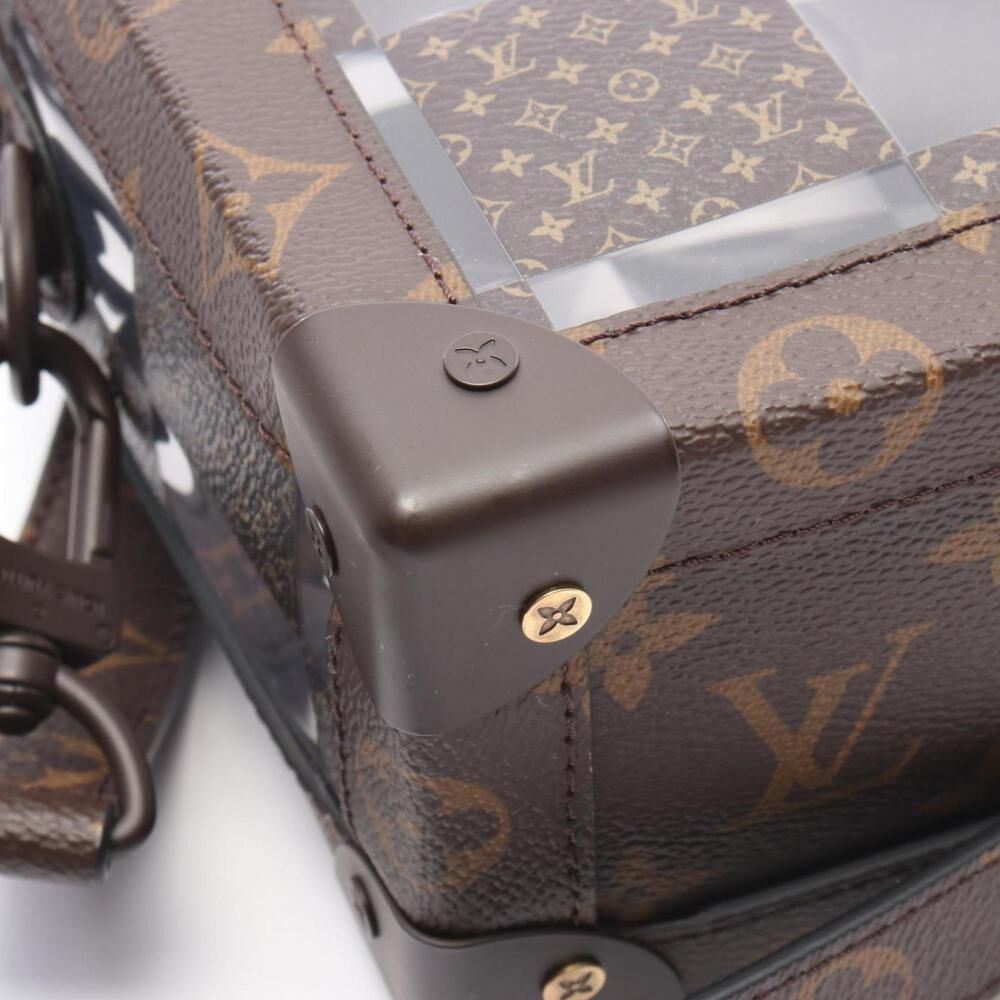 Louis Vuitton Shoulder Bags