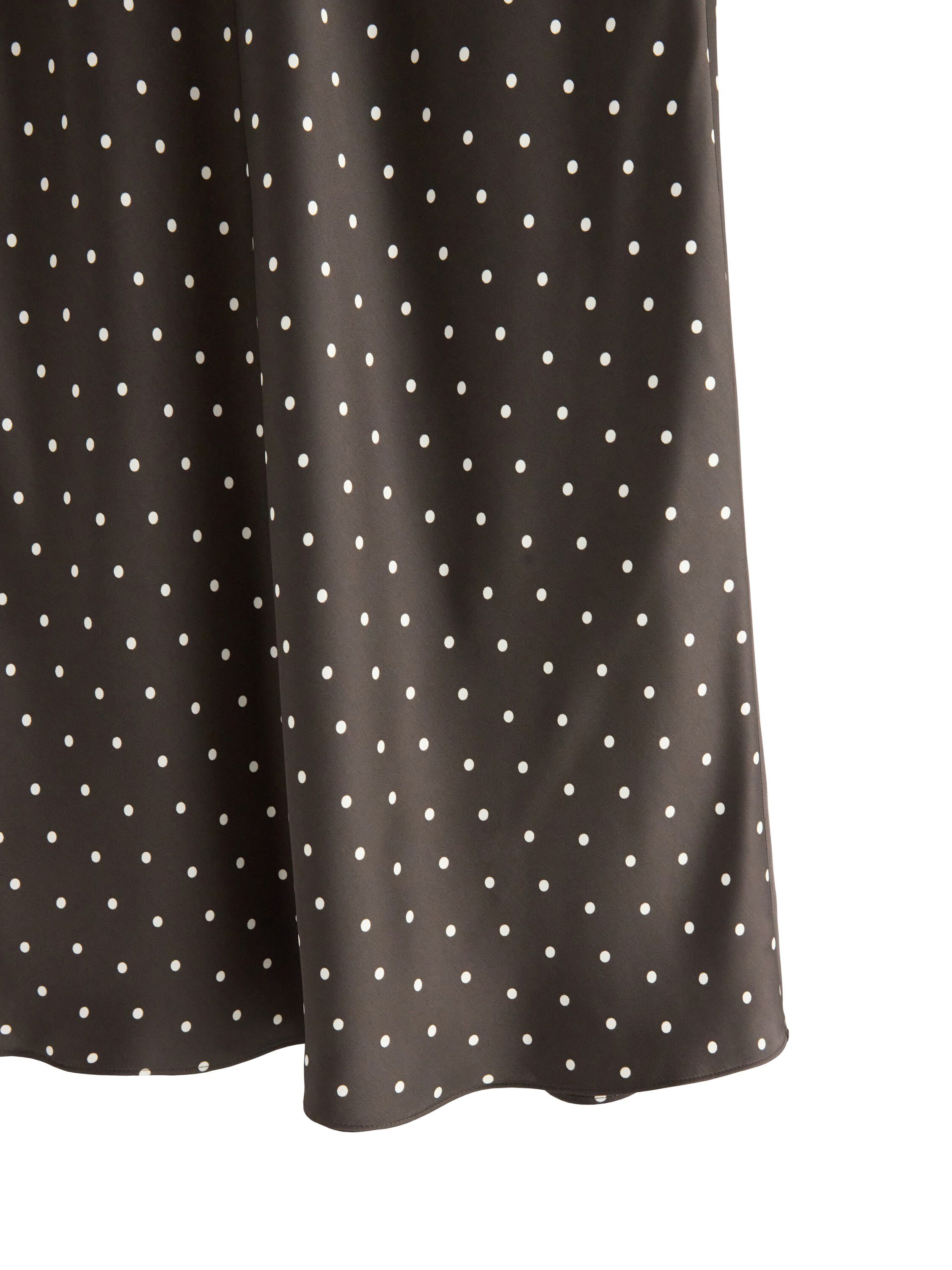 Sleek maxi skirt in satin with a co