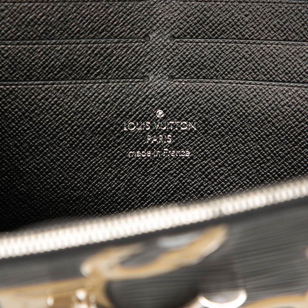 Louis Vuitton Crossbody Bag