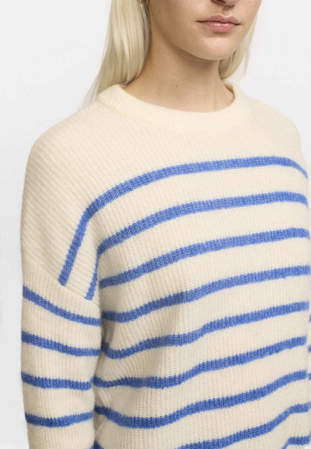 SRHema knit