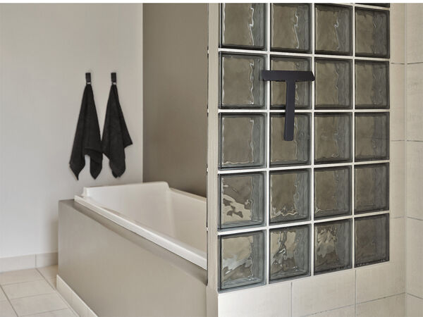 Skrapa m hållare Ume Black