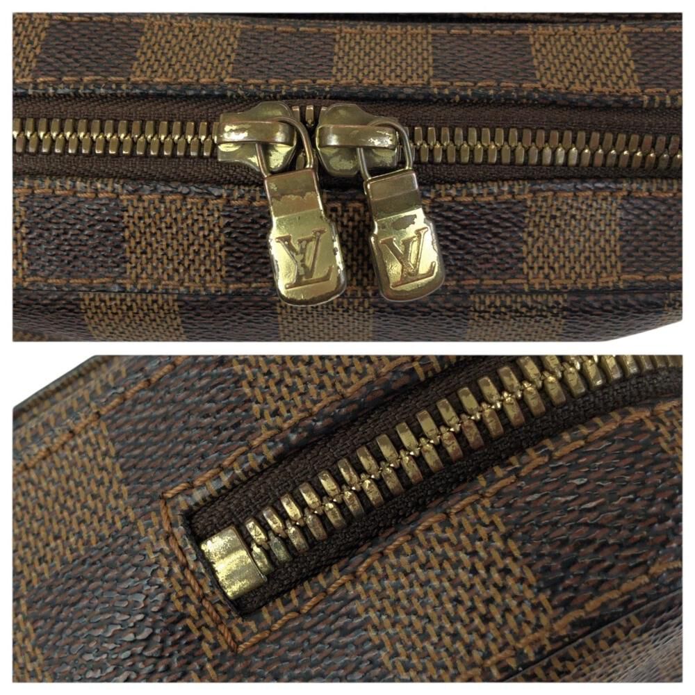 Louis Vuitton Shoulder Bags