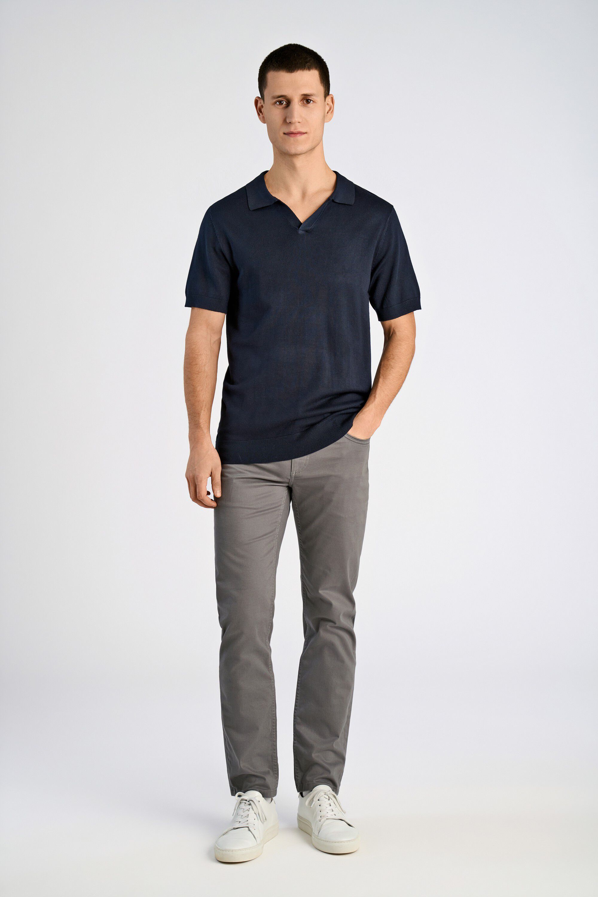 Ecovero S/S v-neck polo