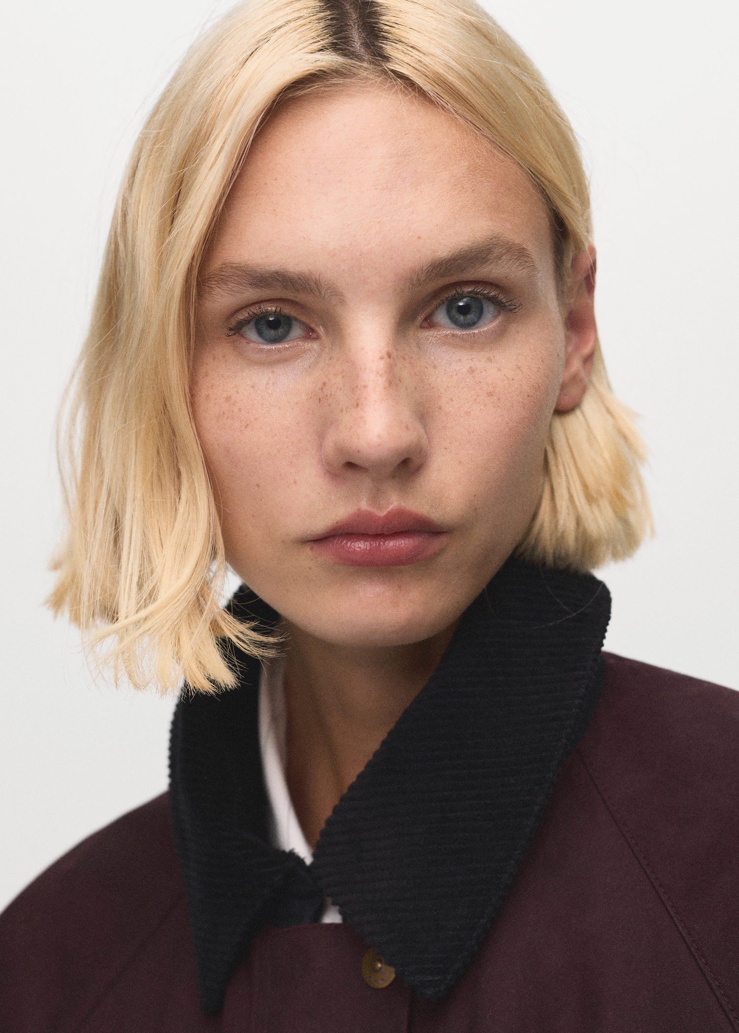 Cotton parka with corduroy collar