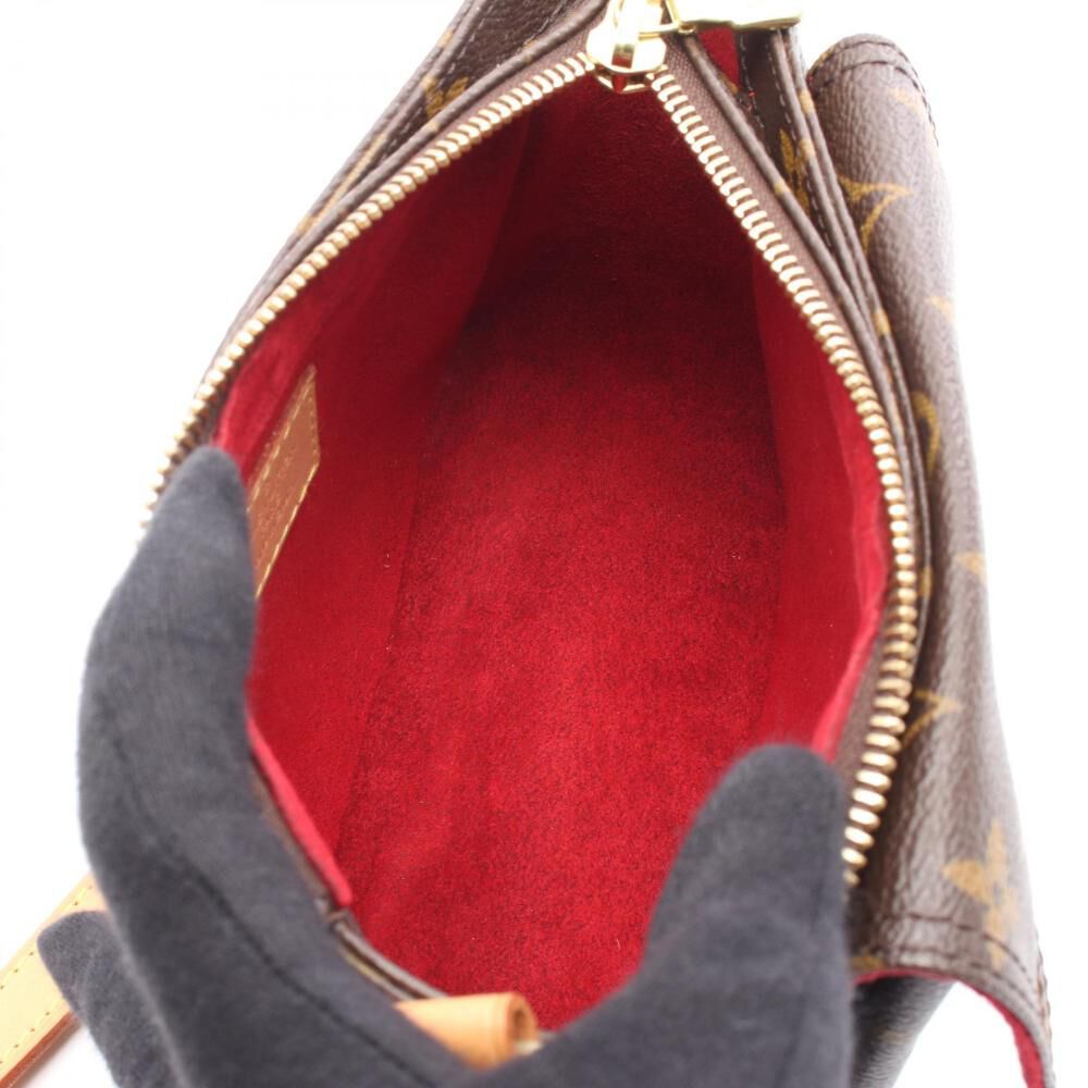 Louis Vuitton Shoulder Bags