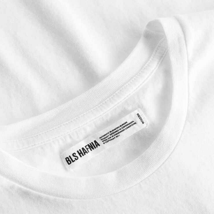 Essential Logo T-Shirt 2