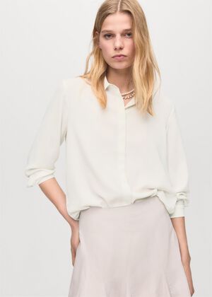 Fluid long-sleeved blouse