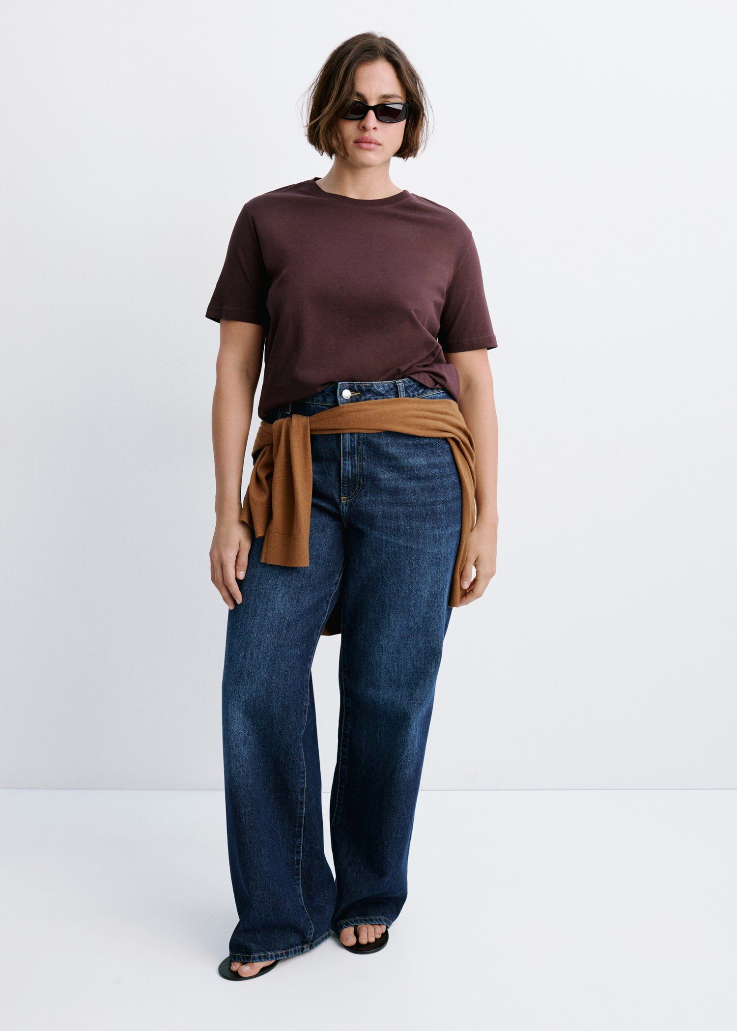 Rounded neck cotton t-shirt