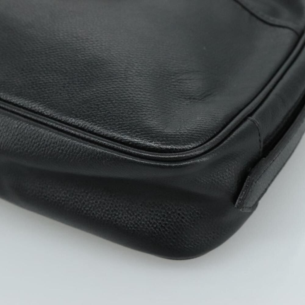 Yves Saint Laurent Shoulder Bag