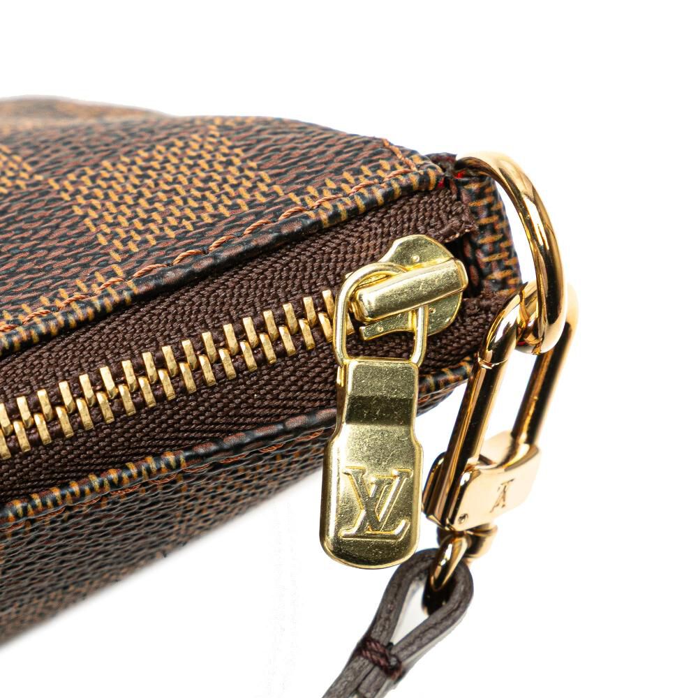 Louis Vuitton Pochette Accessoires