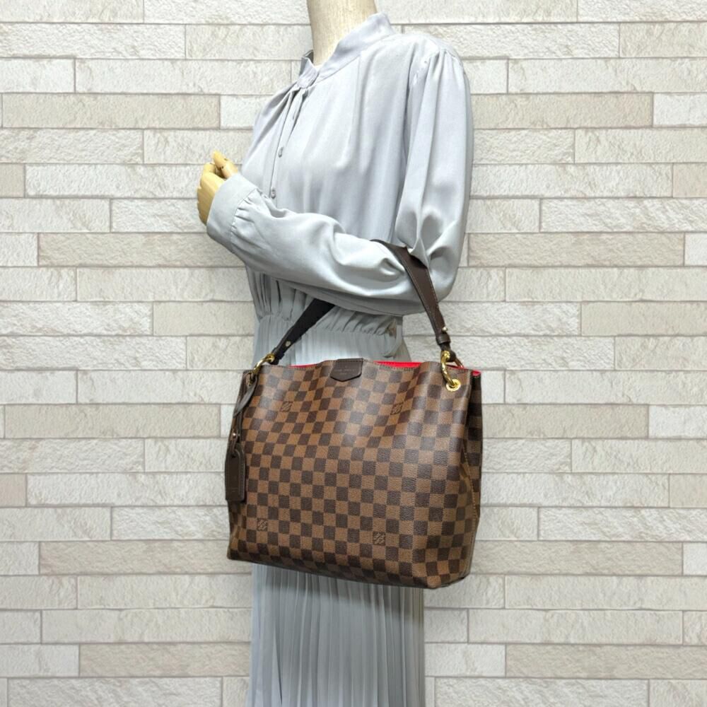 Louis Vuitton Shoulder Bags