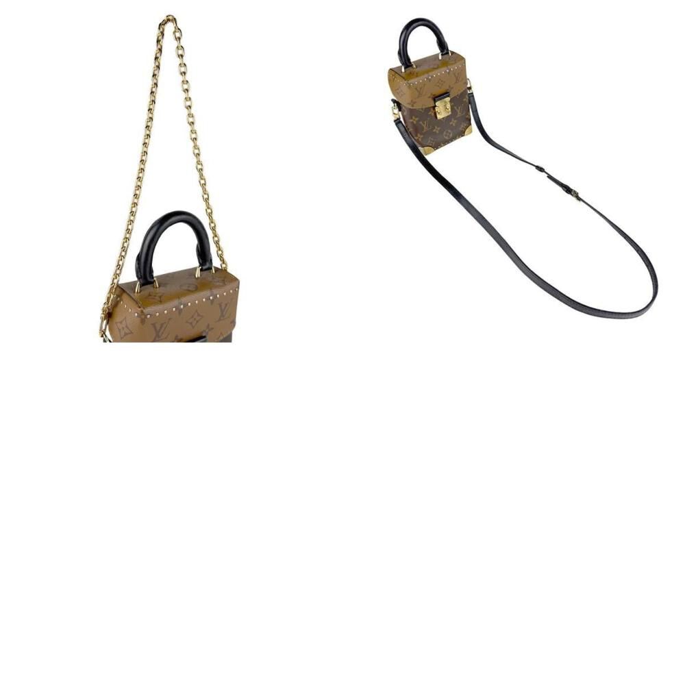 Louis Vuitton Shoulder Bags