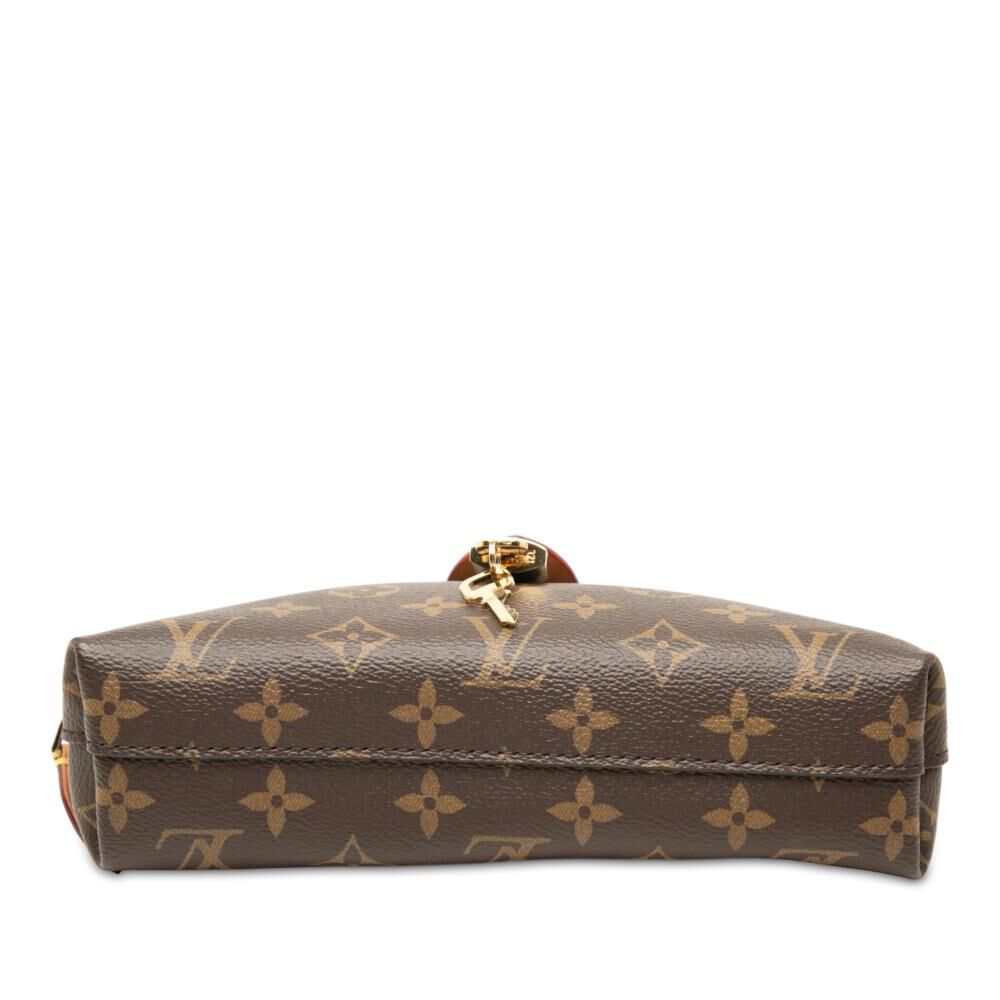 Louis Vuitton Clutch