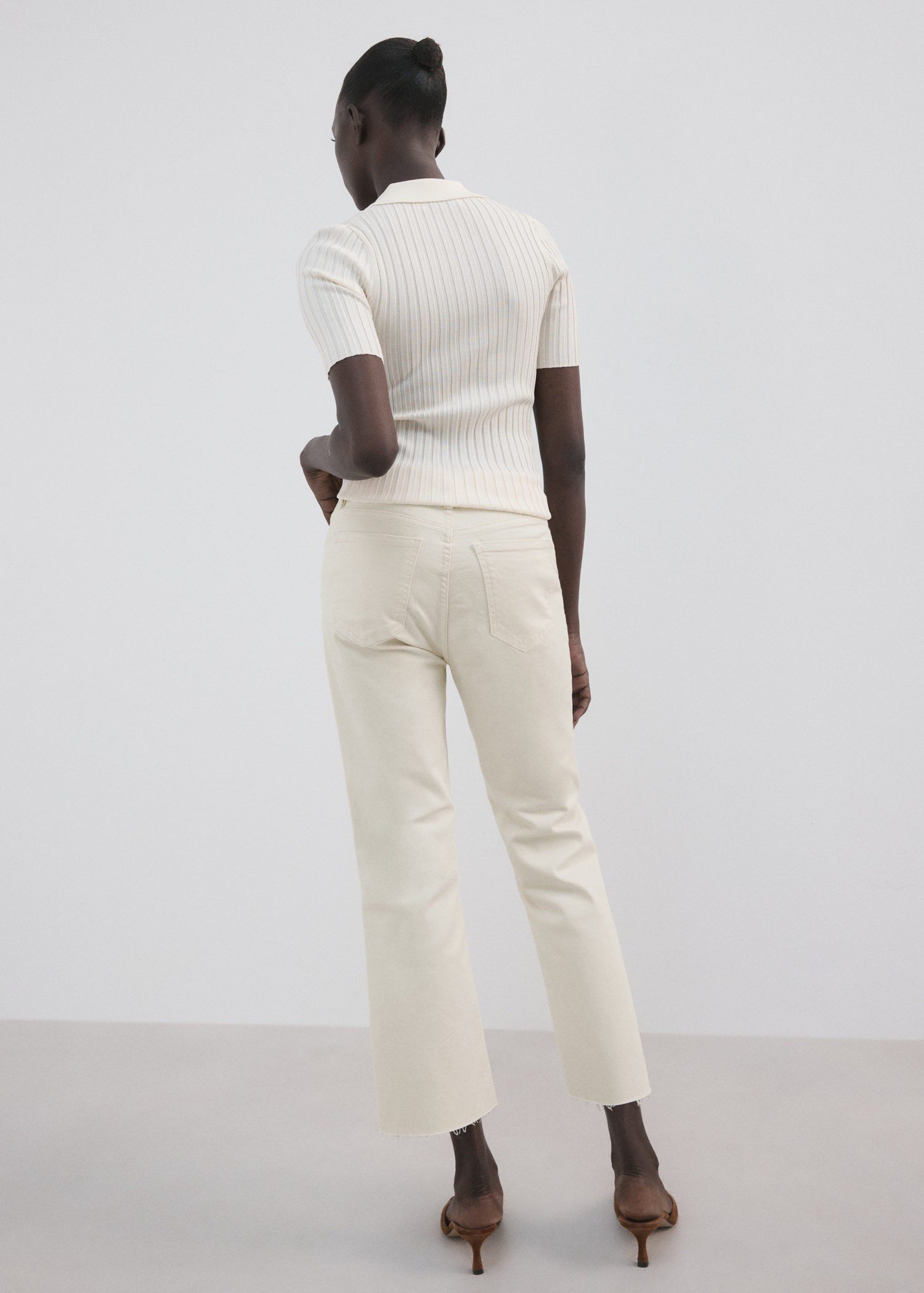 Mid-rise flared jeans