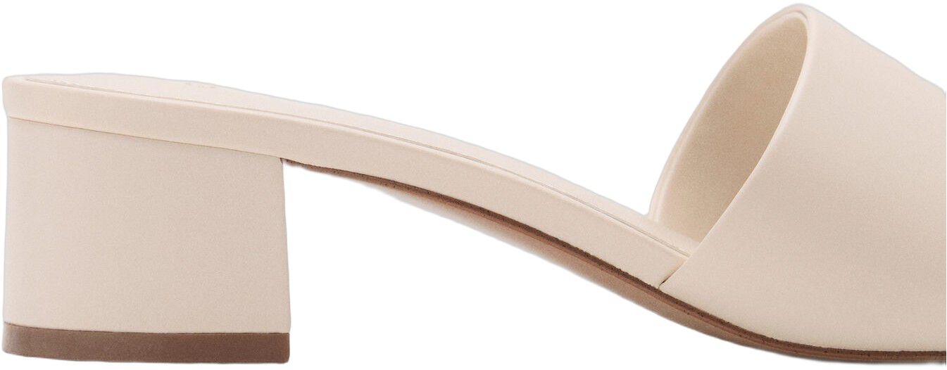 Block heel strap sandal