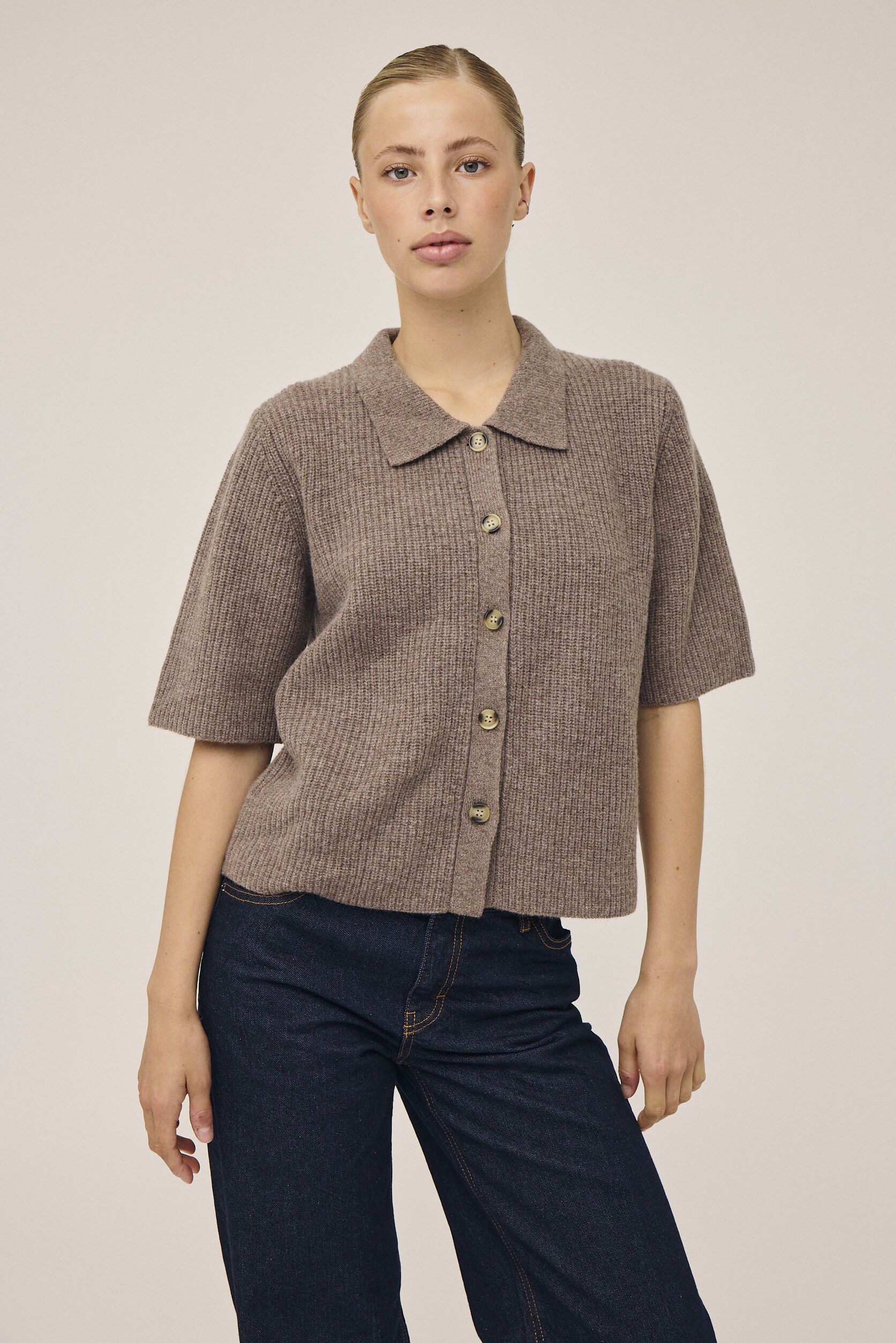 Gloria 2 Kort&Atilde;&brvbar;rmede polo cardigan - 100%  Merinould RWS