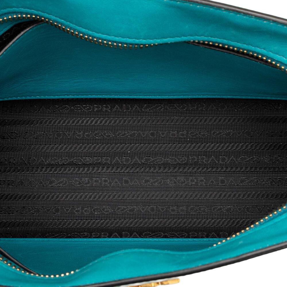 Prada Esplanade