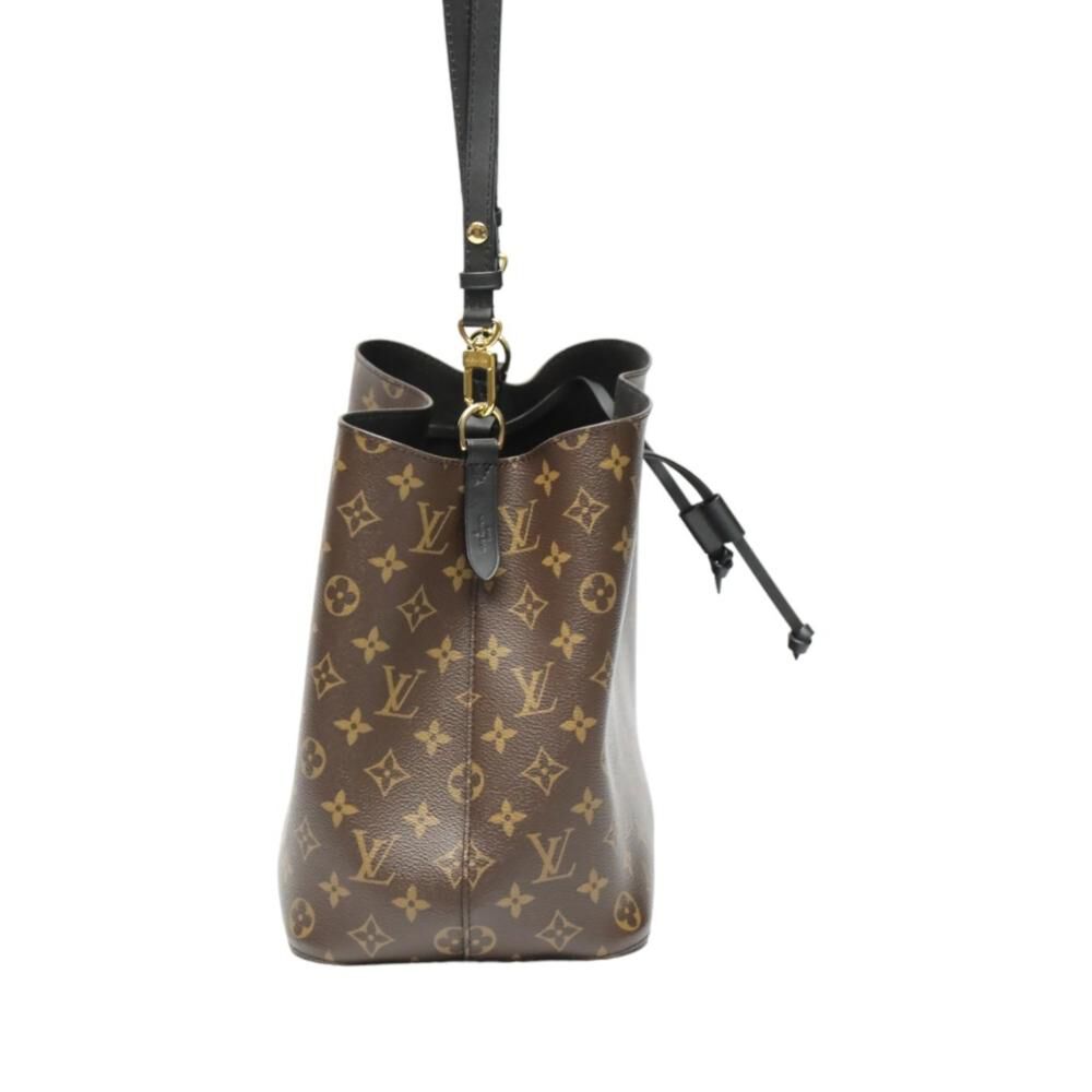 Louis Vuitton Shoulder Bags