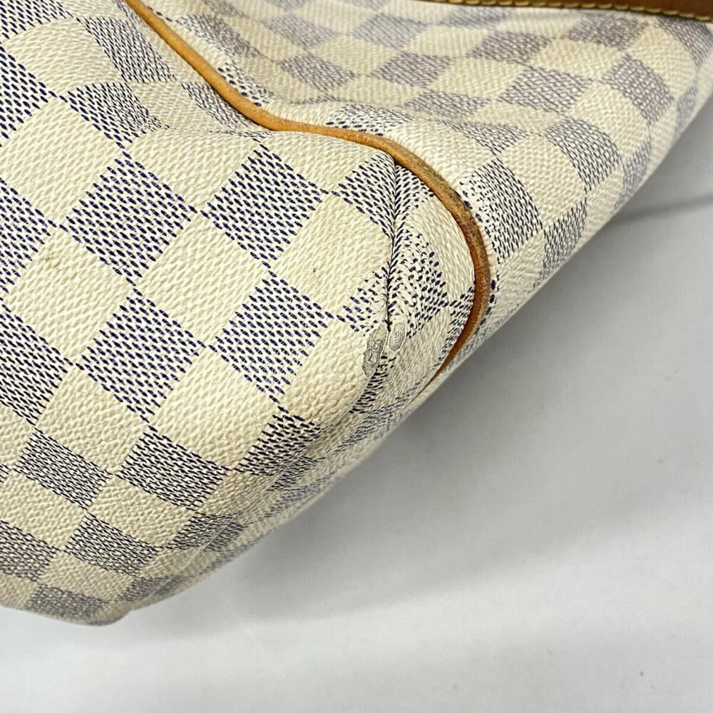 Louis Vuitton Totally
