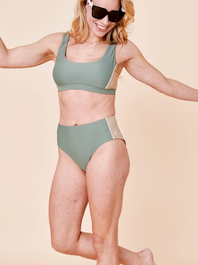 Agung Colorblock sporty bikini top - Nero