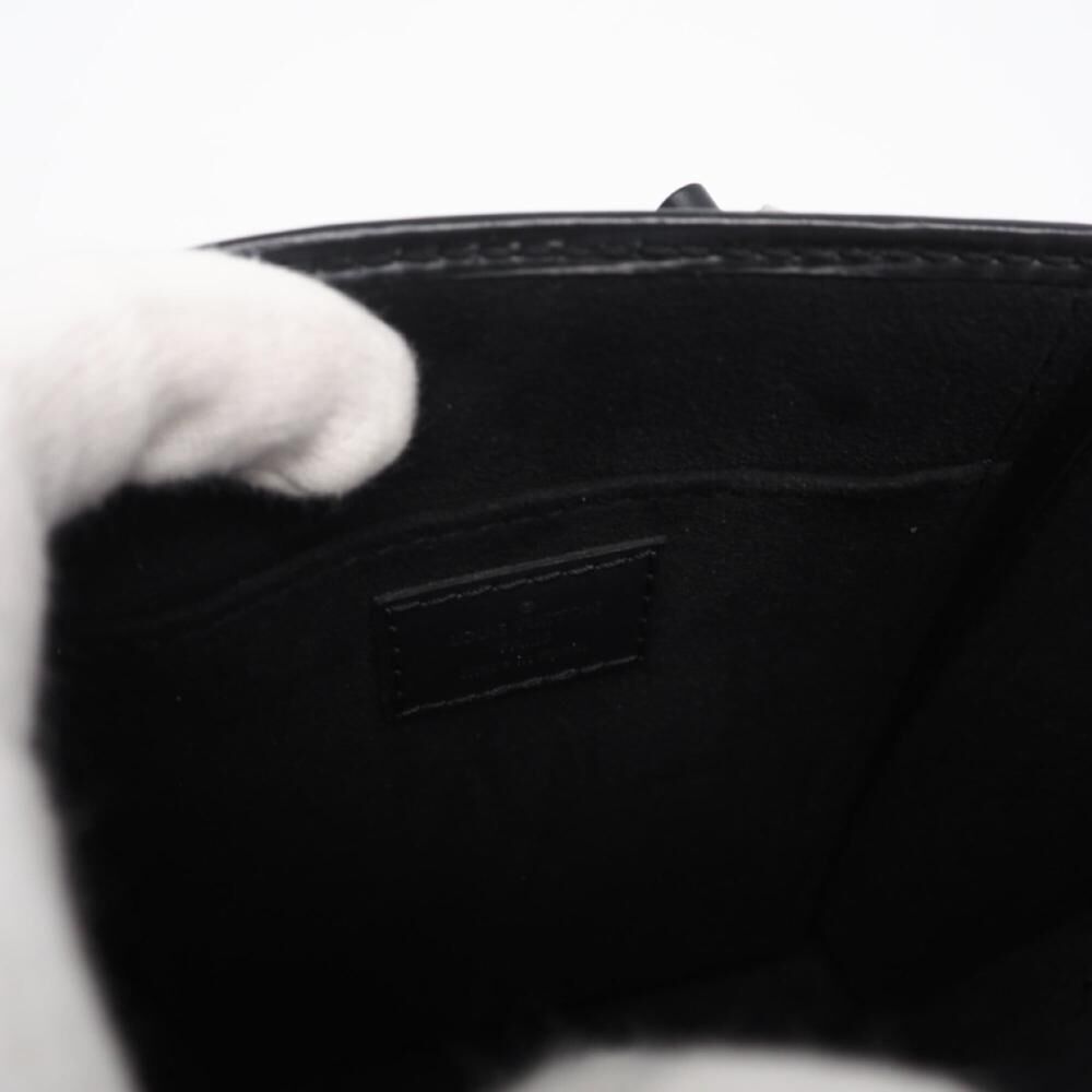 Louis Vuitton Sac Plat