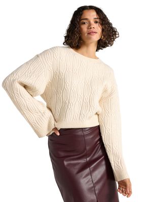 M&ouml;nsterstickad tr&ouml;ja med vida &auml;r