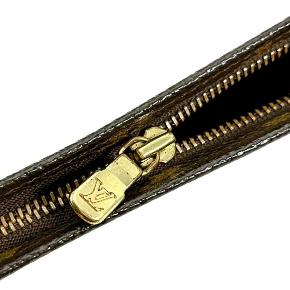 Louis Vuitton Poche Toilette