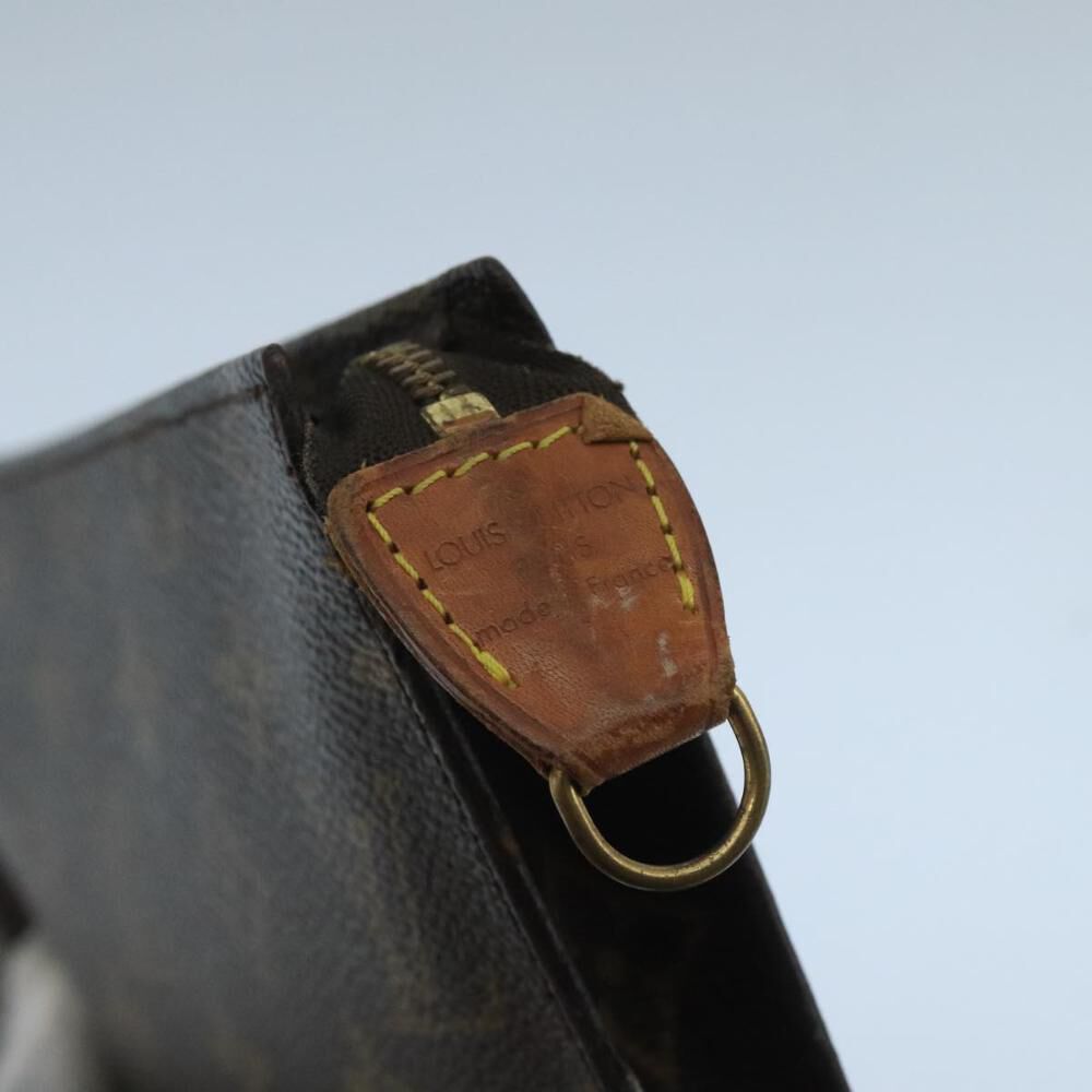 Louis Vuitton Pouch