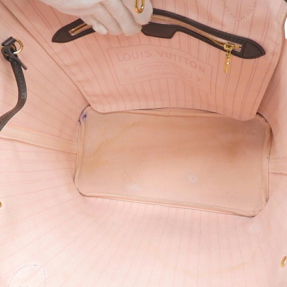 Louis Vuitton Neverfull