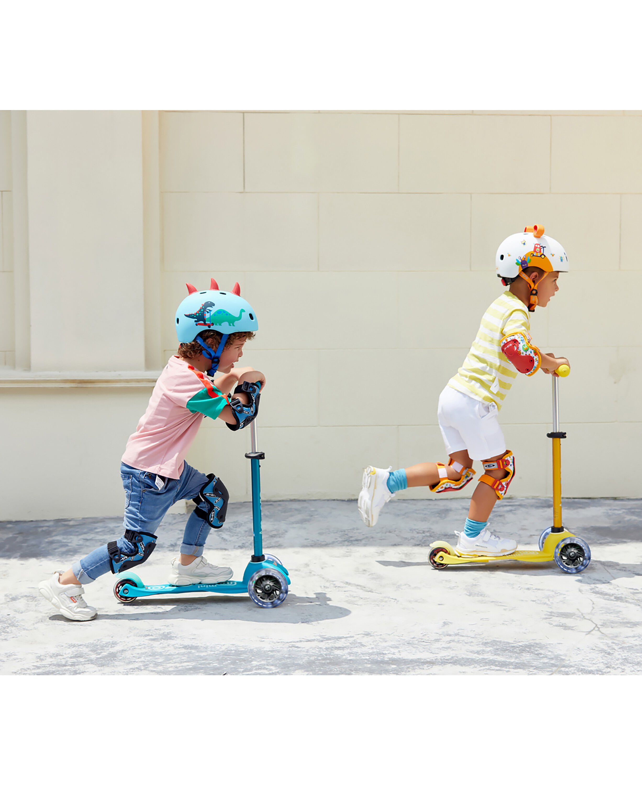 Micro - Hjelm - 3D Scootersaurus M