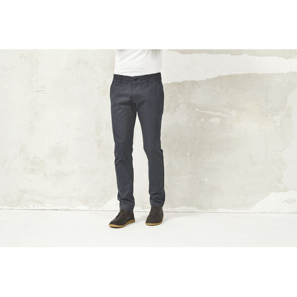 Chuck The Brain - Chino - GOTS