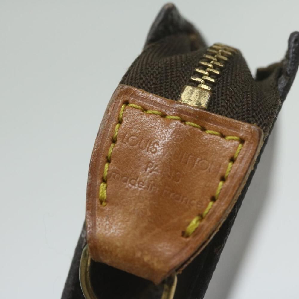 Louis Vuitton Pouch