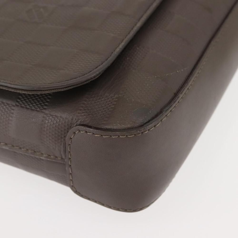 Louis Vuitton District